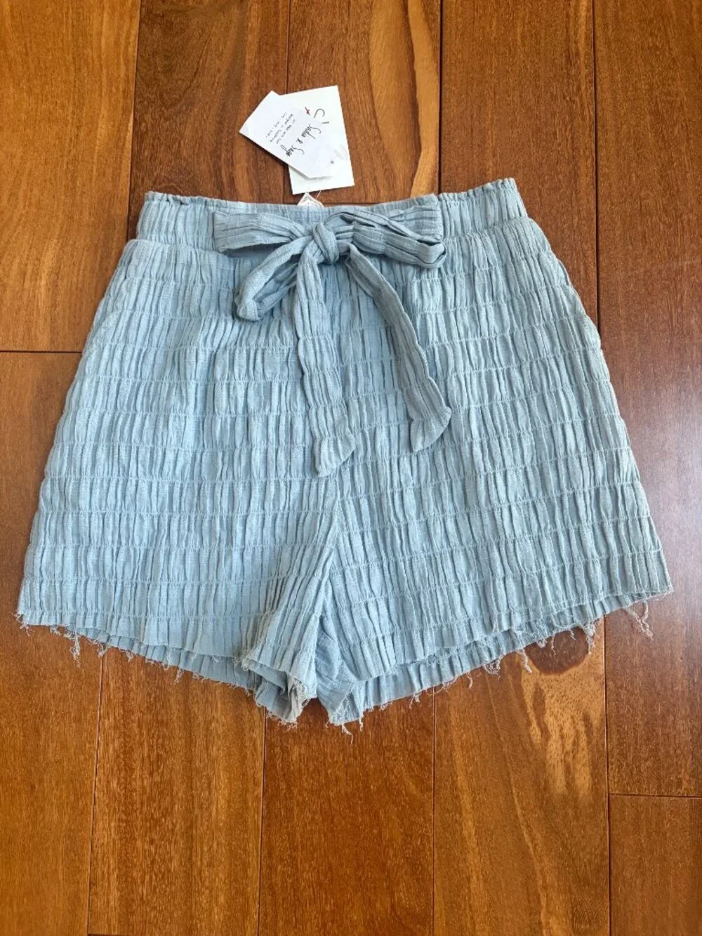 Sadie & Sage dusty blue Elastic tie shorts